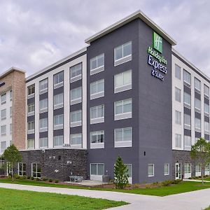 Holiday Inn Express & Suites Mall Of America - Msp Airport